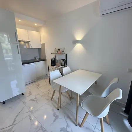 Graziella 504 公寓 *